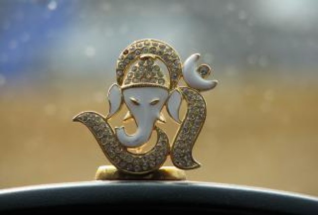 lord-ganesha-indian-god_19-106417%5B1%5D.jpg